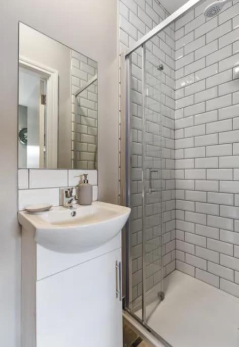 Private Cosy Studio - A1 Location Leilighet Dublin Eksteriør bilde