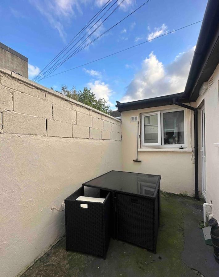 Private Cosy Studio - A1 Location Leilighet Dublin Eksteriør bilde